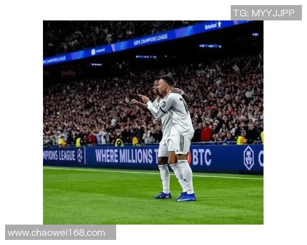 世界杯历史冷门皇马在红牌风波中逆转那不勒斯4-3引发全场沸腾